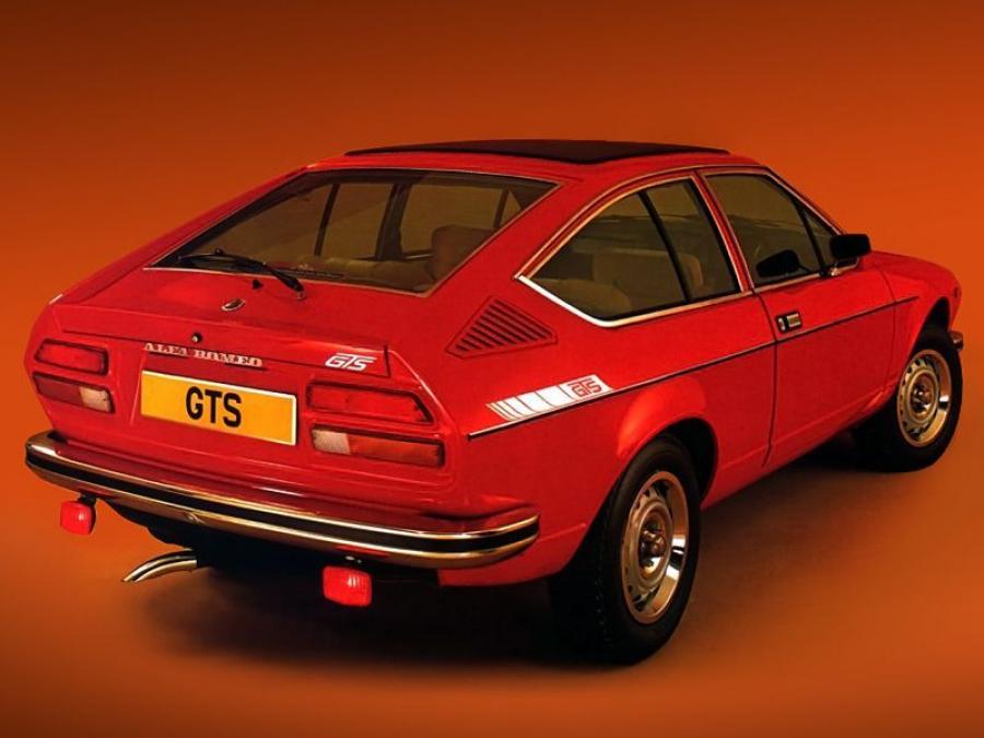 Alfa Romeo Alfetta GTS (116) 1976 года  (фото 4 из 6)